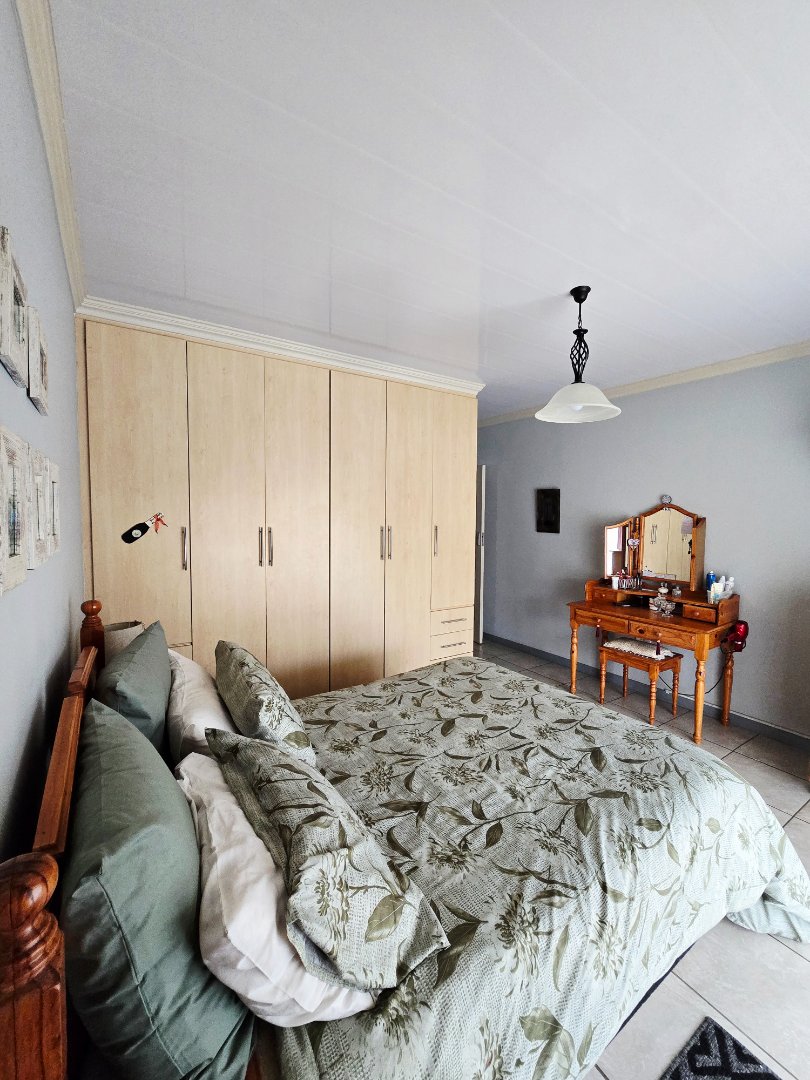 2 Bedroom Property for Sale in Wilkoppies North West